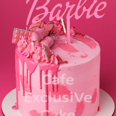 Торт Barbie Boom Strawberry
